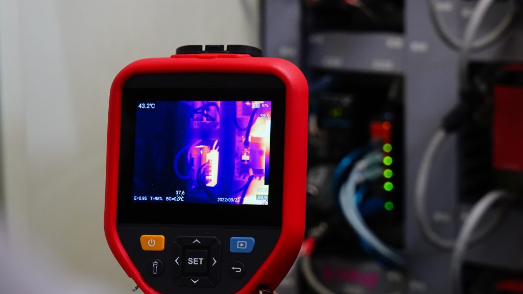 MWIR vs LWIR optics for thermal imaging